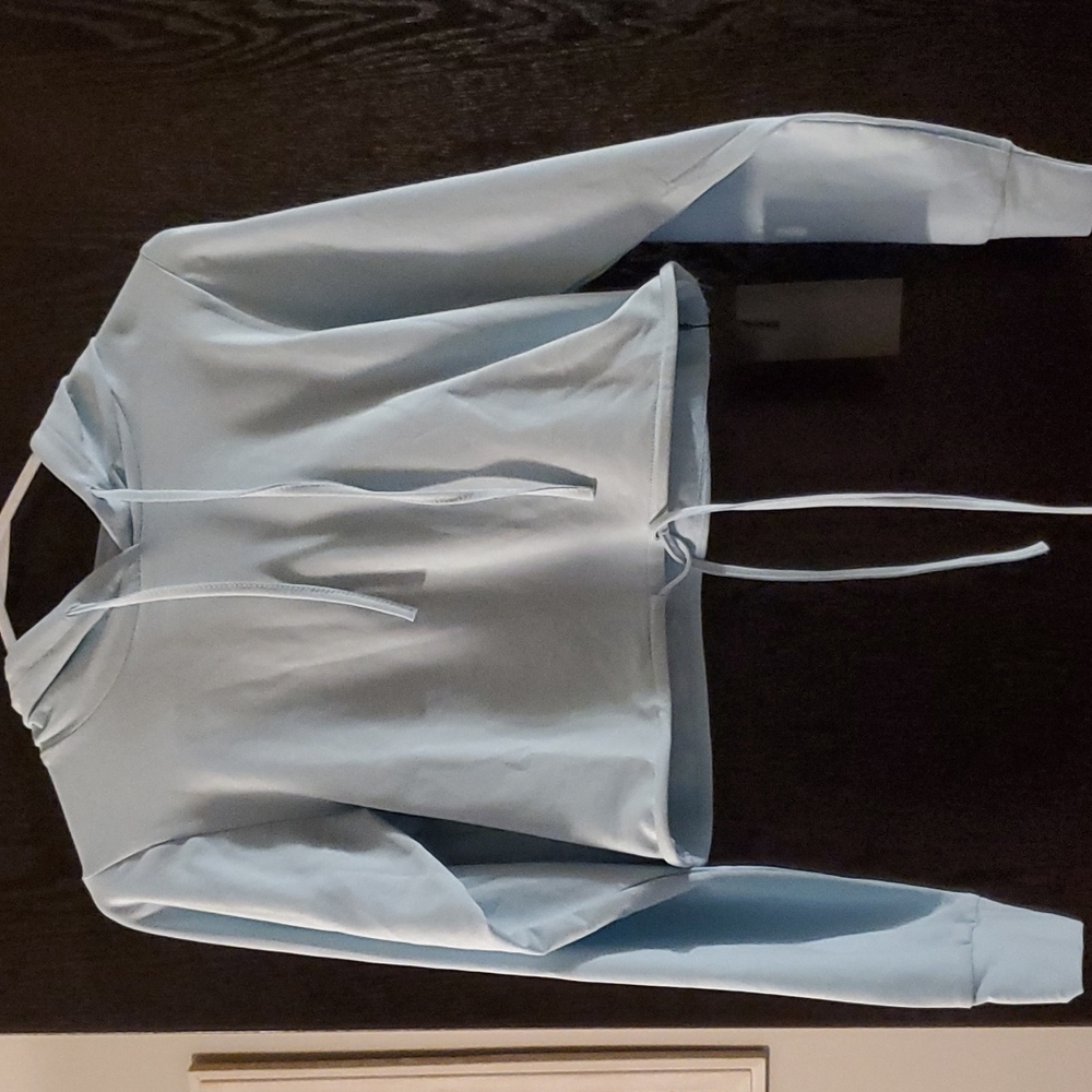 NVGTN crop hoodie